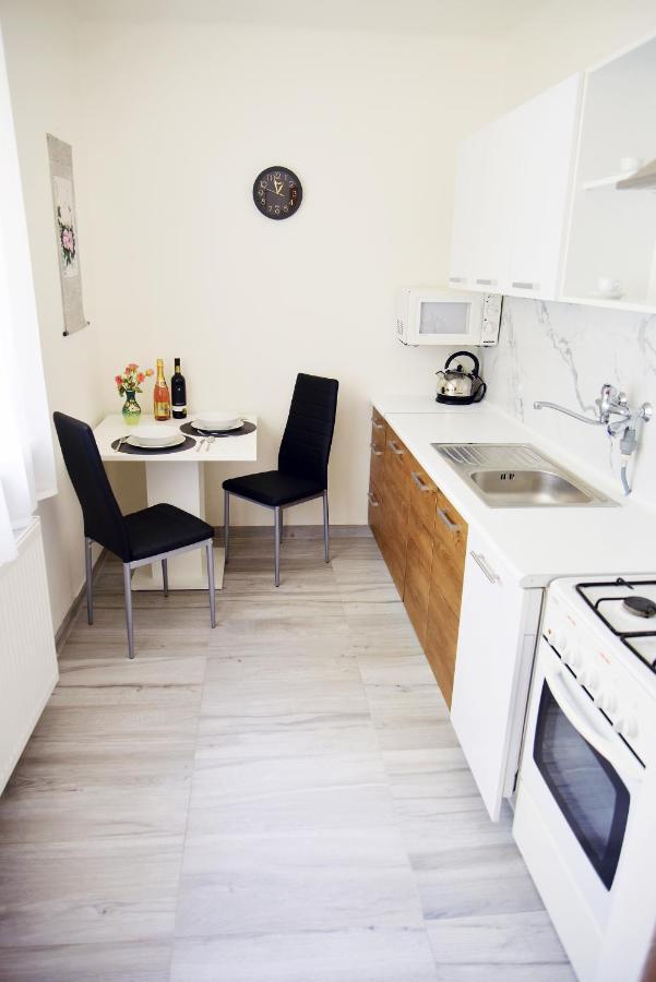 Apartment, Sun Terrace, Privat Parking Banska Bystrica Exterior photo