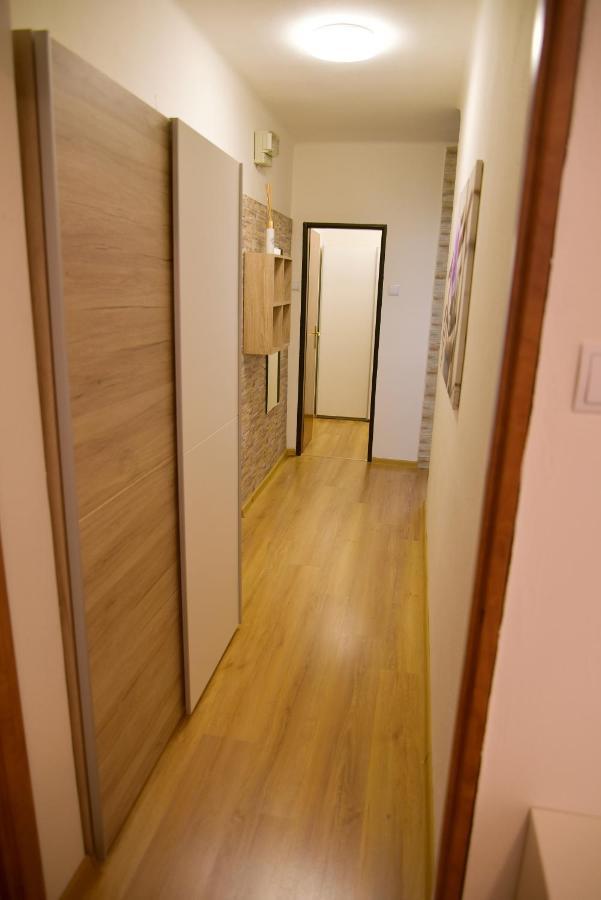 Apartment, Sun Terrace, Privat Parking Banska Bystrica Exterior photo