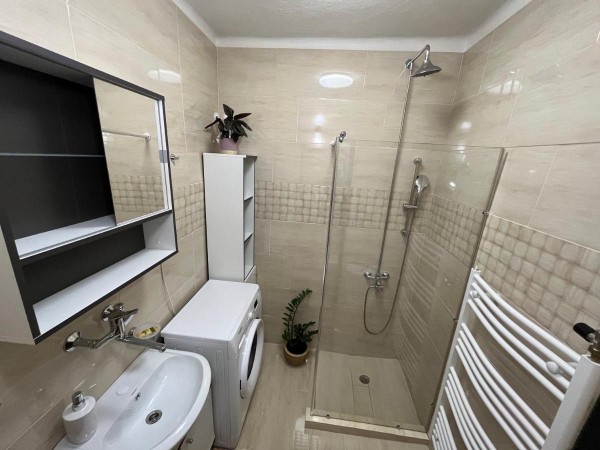 Apartment, Sun Terrace, Privat Parking Banska Bystrica Exterior photo